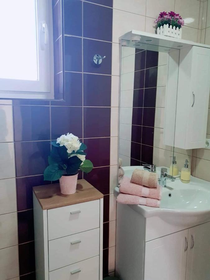 Apartmani Smokovo Jadranovo Exterior photo